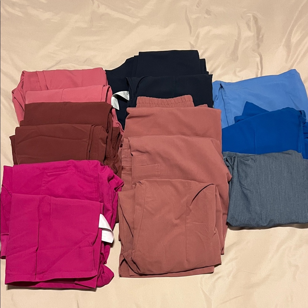Figs Scrubs separates and sets Size XS/S